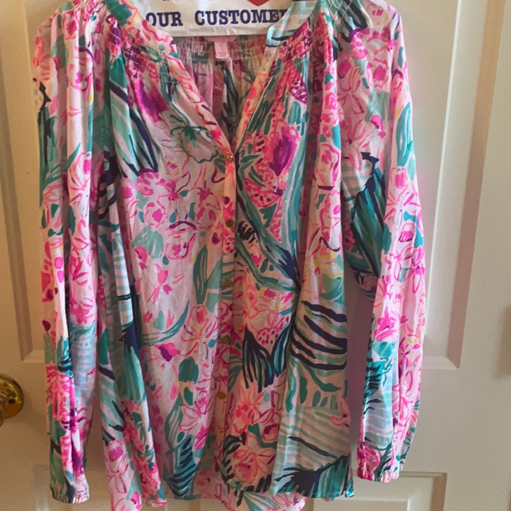 Lilly Pulitzer button down top size small